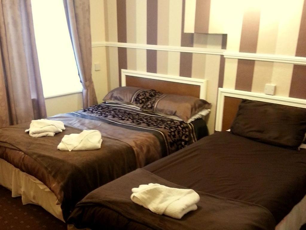The Park Villa Μπλάκπουλ Δωμάτιο φωτογραφία
